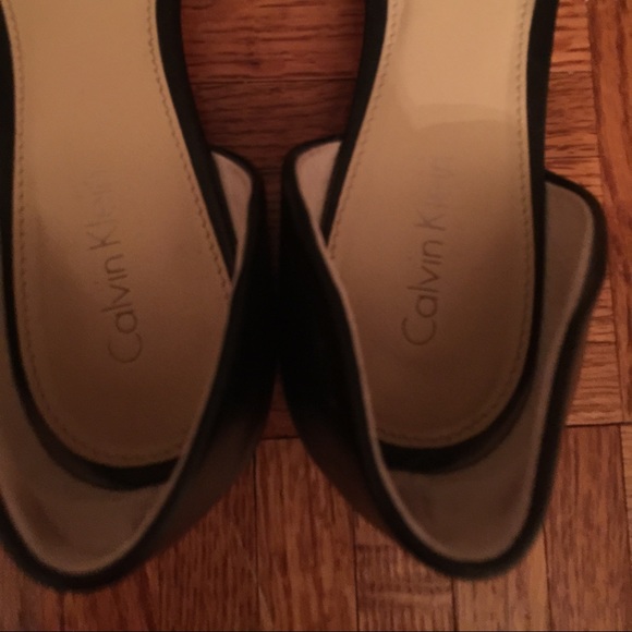 Calvin Klein Leather 6 color-block pointy flats - Picture 4 of 4